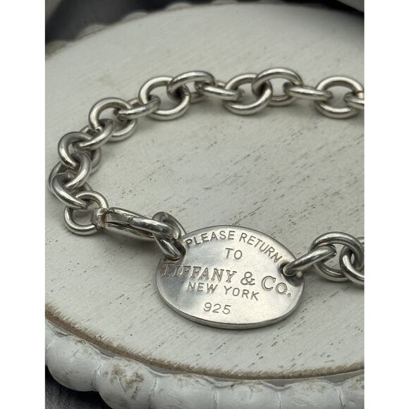 Tiffany & Co. | Jewelry | Tiffany Co 925 Silver Oval Tag Return To